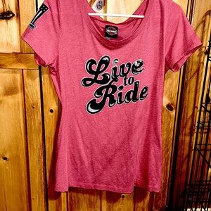 Women’s L Harley Davidson T-shirt.Soft red color.